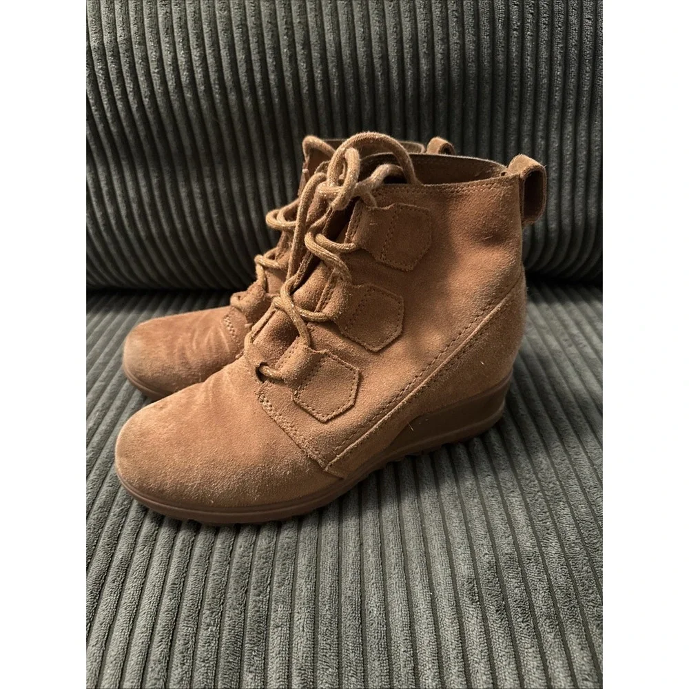 Sorel Womens 6.5 Wedge Boots Ankle Booties Evie Lace Up Suede Camel Brown‎ Tan